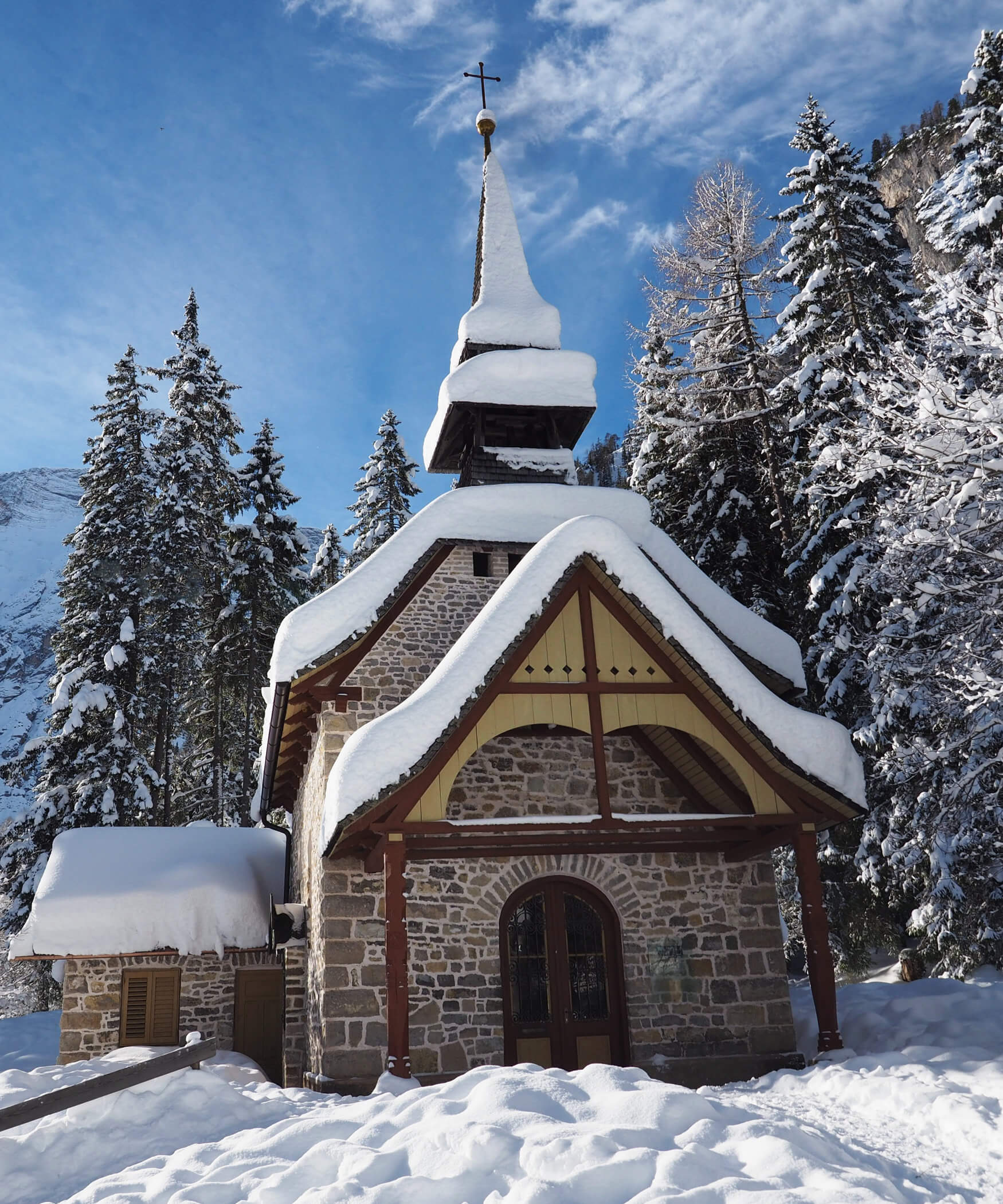 Kapelle am Pragser Wildsee