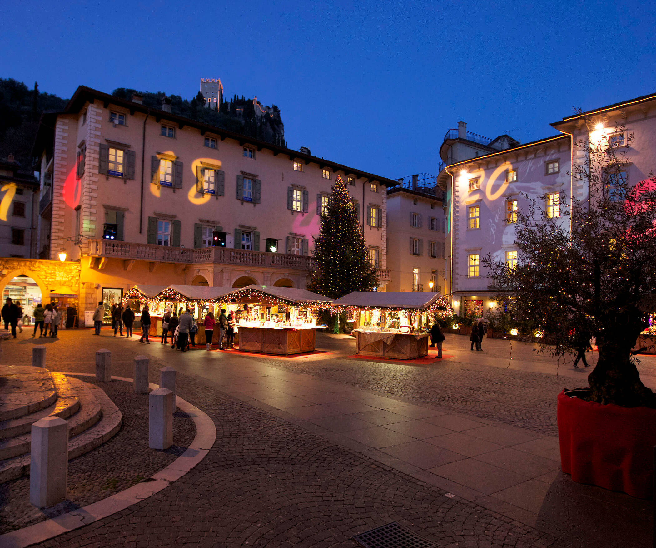 Weihnachtsmarkt in Arco, Nähe Gardasee
