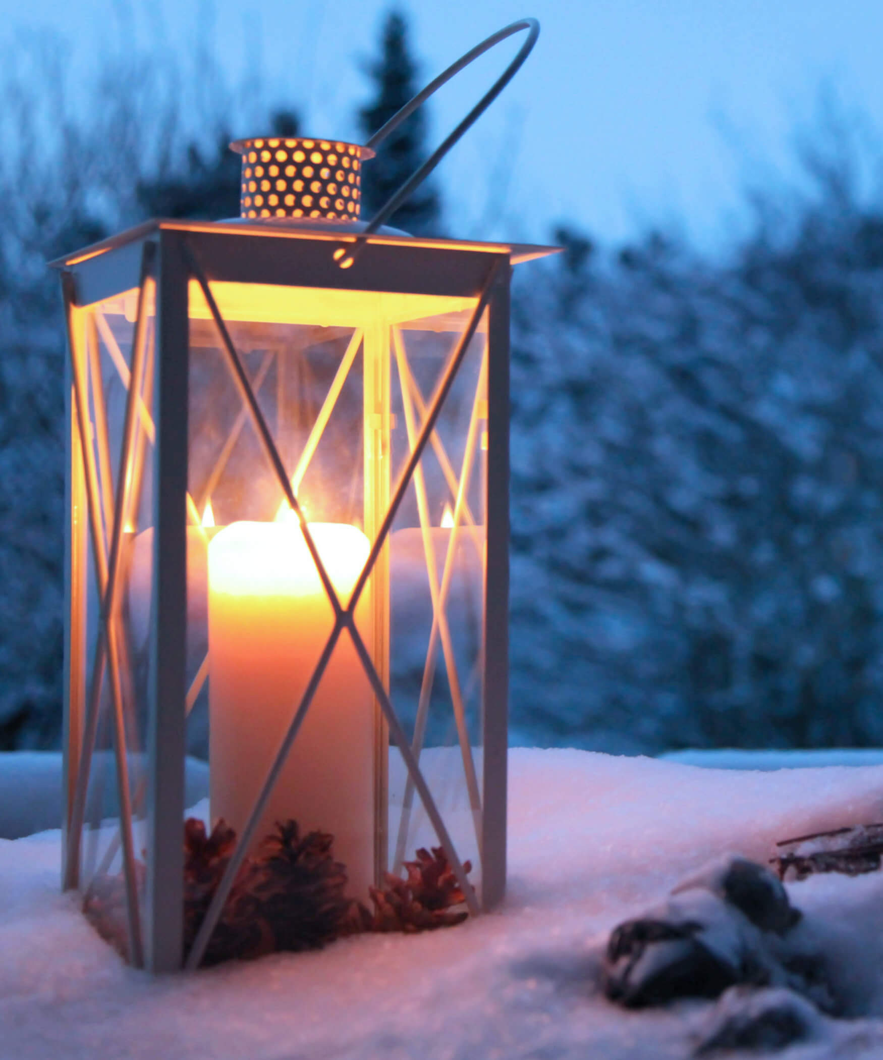 Laterne am Karer See